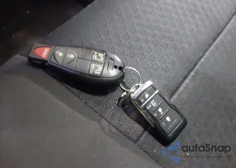 2010 Dodge Grand Caravan Sxt z USA, uszkodzony, nr VIN 2D4RN5D16AR482783